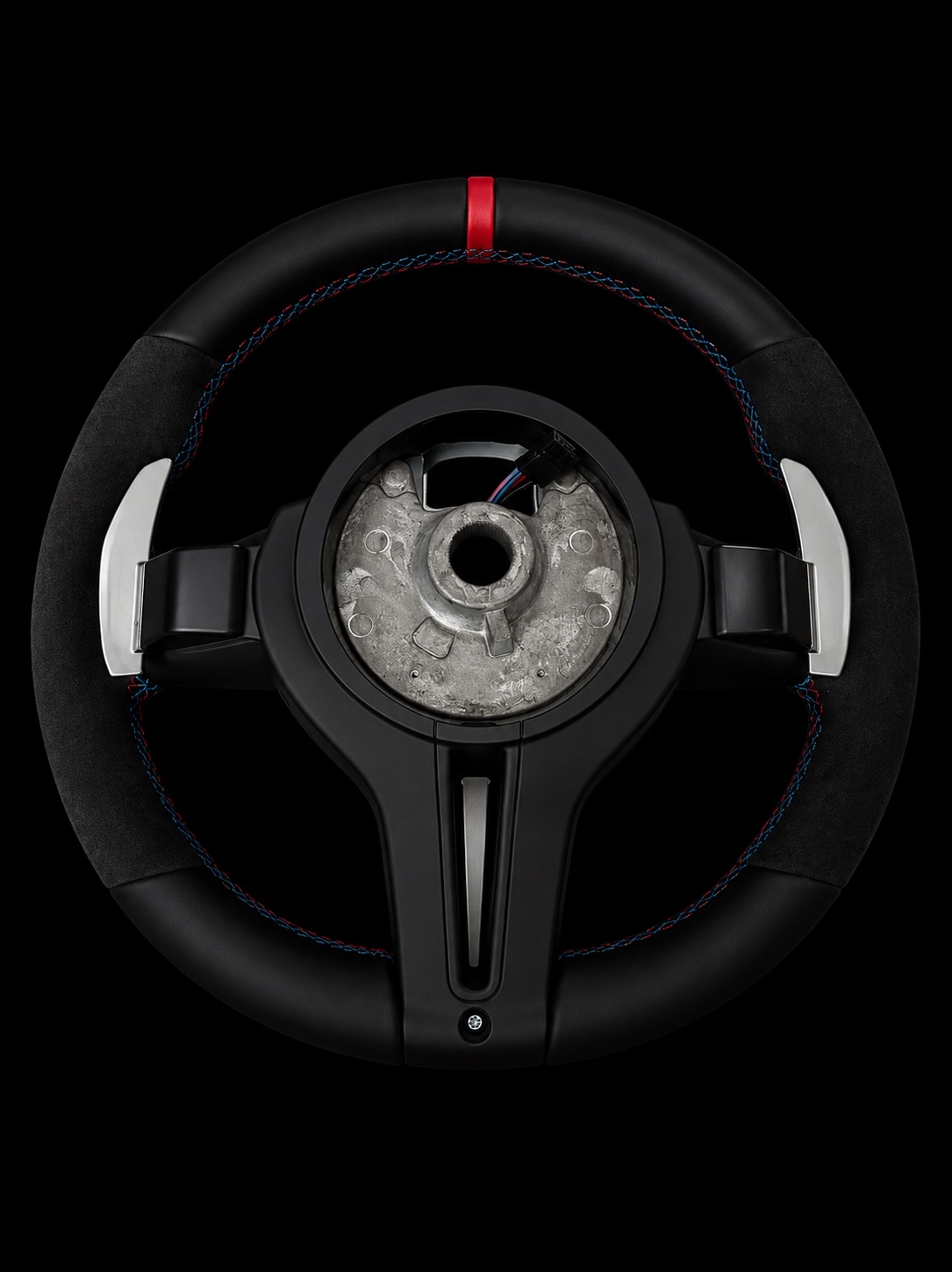 B*W F Serijos Sportinis M-Style Alcantara vairas su mentelėmis — nuotrauka 4